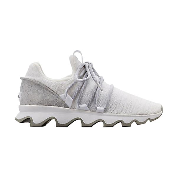 Women's Kinetic™ Lace Sneaker