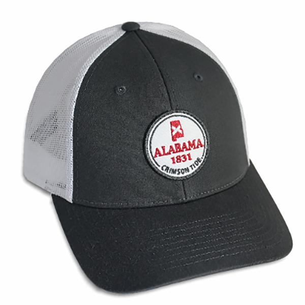 WOVEN CIRCLE BADGE TRUCKER HAT RICH115