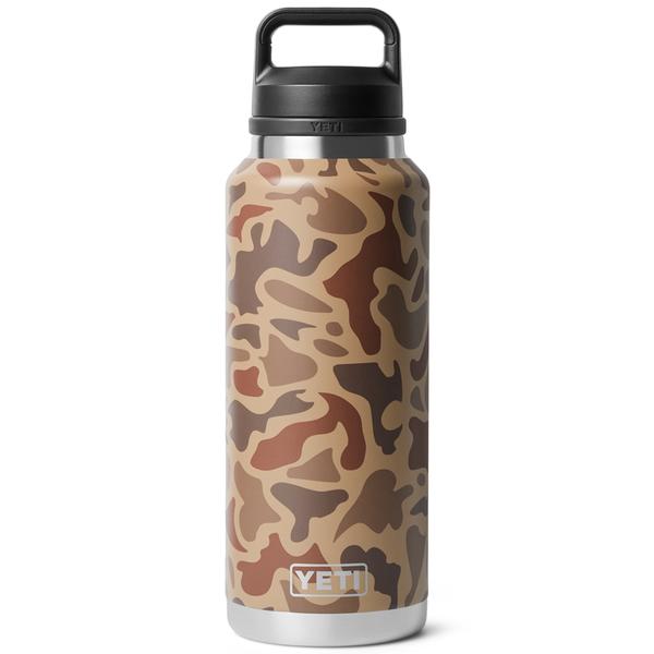 RAMBLER 46OZ BOTTLE CHUG WETLANDS CAMO
